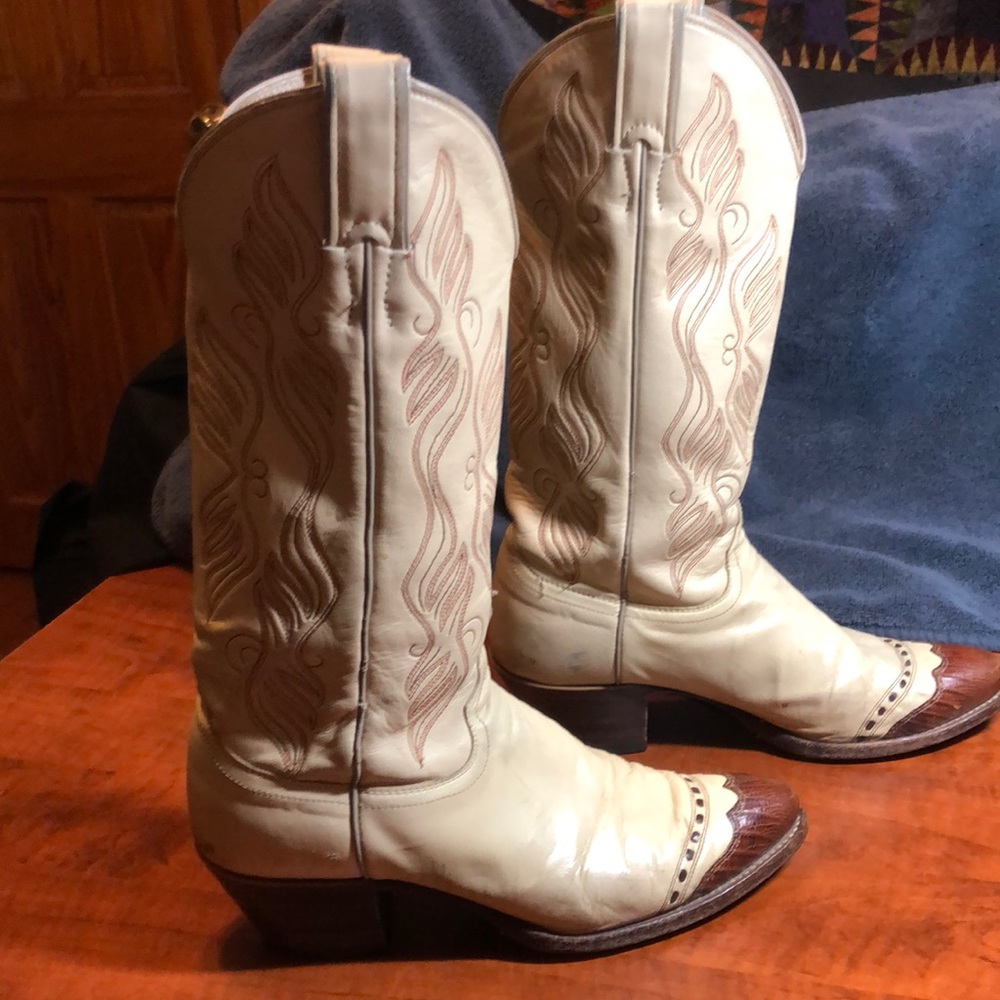Justin one of a kind cowboy boots